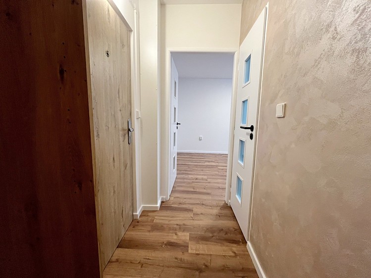 Pronájem bytu 1+kk 25 m² - foto 6