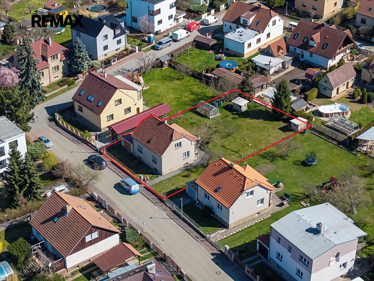 Prodej rodinného domu 82 m², pozemek 900 m² - foto 2