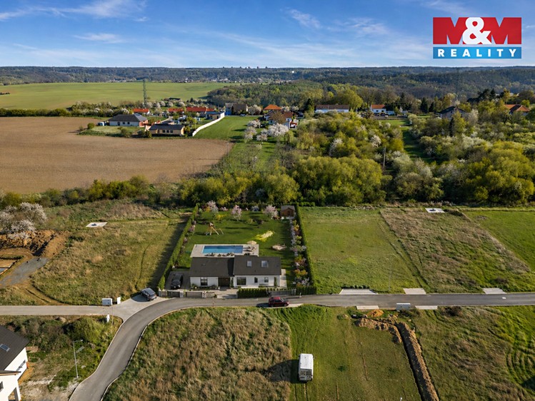 Prodej  stavebního pozemku 1 632 m² - foto 6