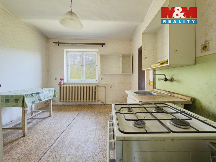 Prodej rodinného domu 156 m², pozemek 6 315 m² - foto 6