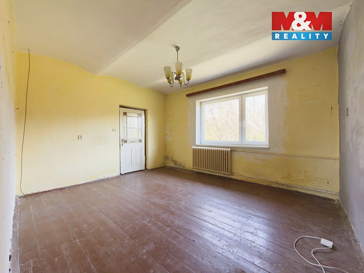 Prodej rodinného domu 156 m², pozemek 6 315 m² - foto 4