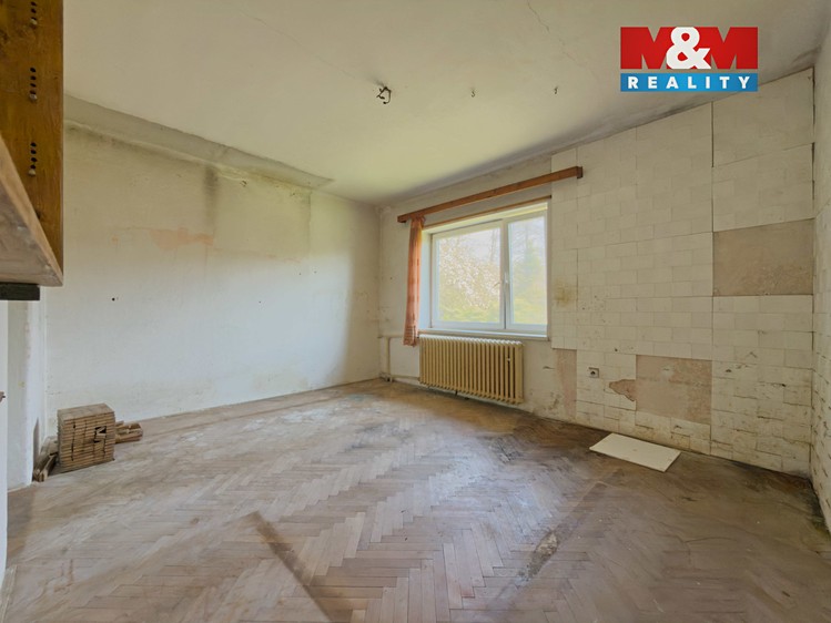 Prodej rodinného domu 156 m², pozemek 6 315 m² - foto 8