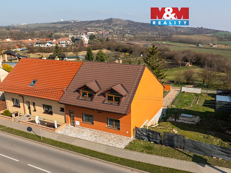 Prodej rodinného domu 170 m², pozemek 363 m² - foto 1