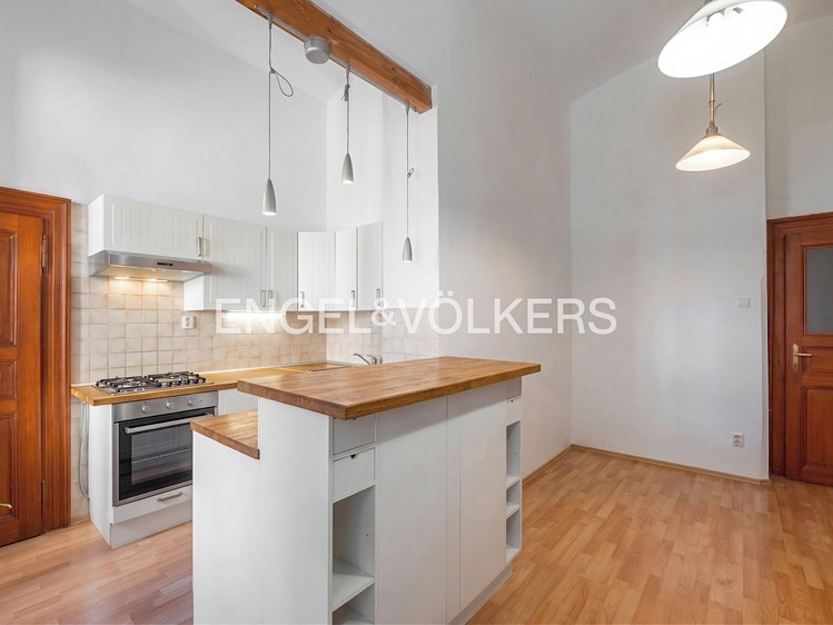 Prodej bytu 3+1 112 m² - foto 1