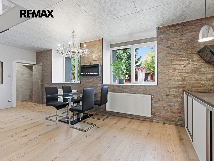 Prodej bytu atypické 180 m² (Mezonet) - foto 3
