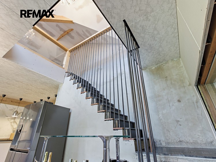 Prodej bytu atypické 180 m² (Mezonet) - foto 6