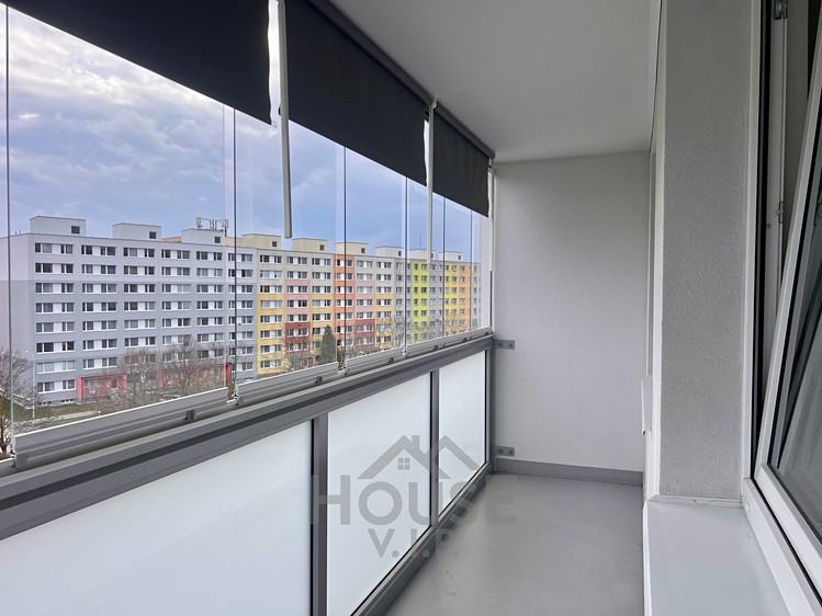 Prodej bytu 2+kk 55 m² (Jednopodlažní) - foto 3