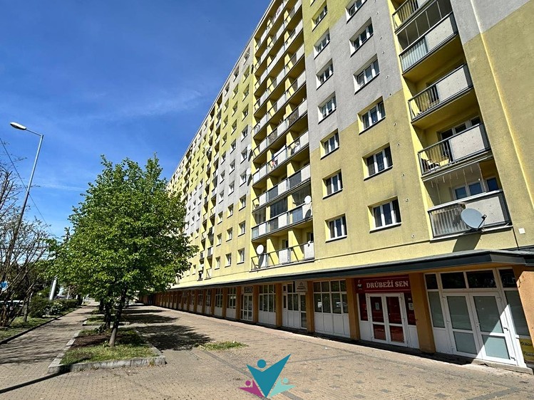 Prodej bytu 2+1 55 m² - foto 1