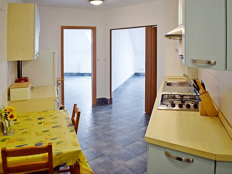 Pronájem bytu 2+kk 63 m² (Podkrovní) - foto 7