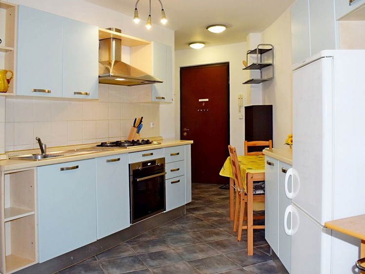 Pronájem bytu 2+kk 63 m² (Podkrovní) - foto 3