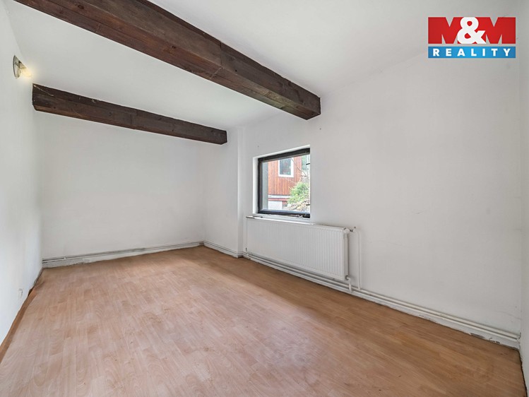 Prodej rodinného domu 74 m², pozemek 703 m² - foto 8
