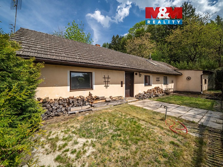 Prodej rodinného domu 74 m², pozemek 703 m² - foto 1