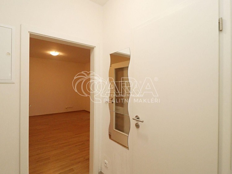 Pronájem bytu 2+kk 44 m² - foto 7