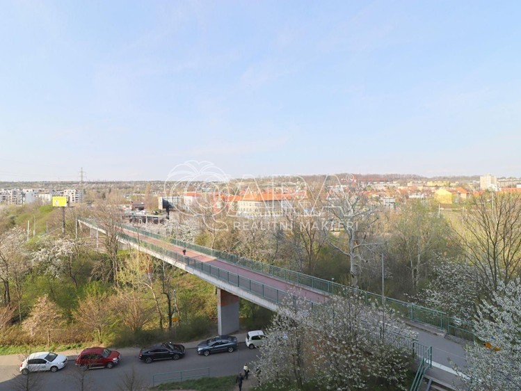 Pronájem bytu 2+kk 44 m² - foto 5