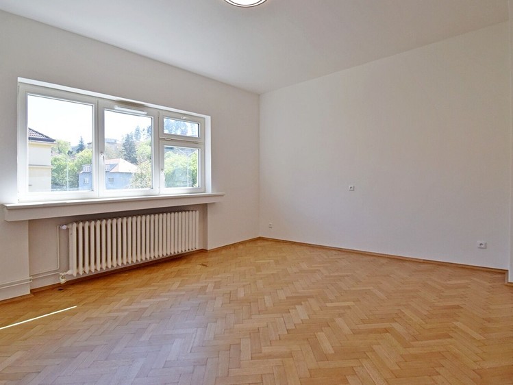 Pronájem bytu 3+1 115 m² (Jednopodlažní) - foto 4