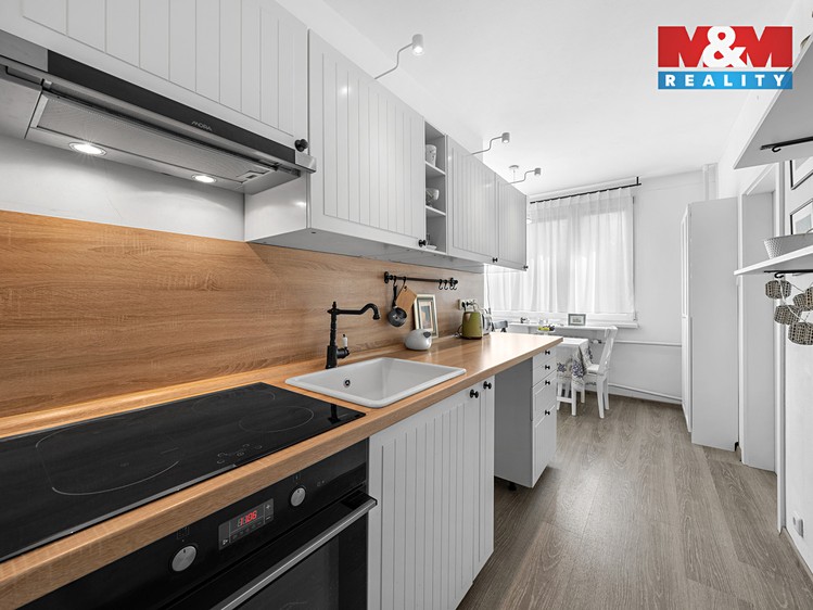 Prodej bytu 2+1 65 m² - foto 2