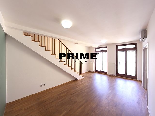 Pronájem bytu 5+1 168 m² (Mezonet) - foto 1