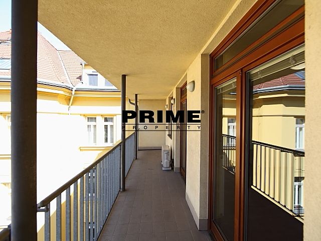 Pronájem bytu 5+1 168 m² (Mezonet) - foto 4
