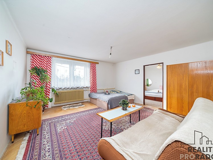 Prodej rodinného domu 140 m², pozemek 845 m² - foto 4