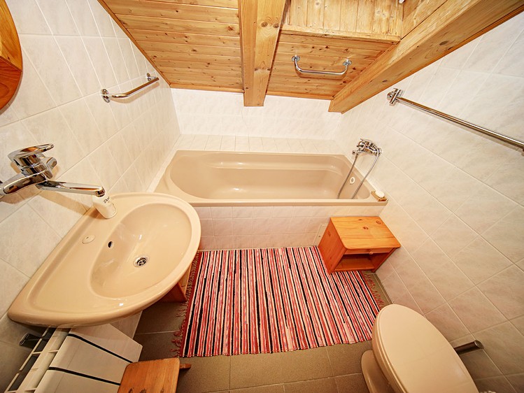 Prodej bytu 2+kk 64 m² (Podkrovní) - foto 6