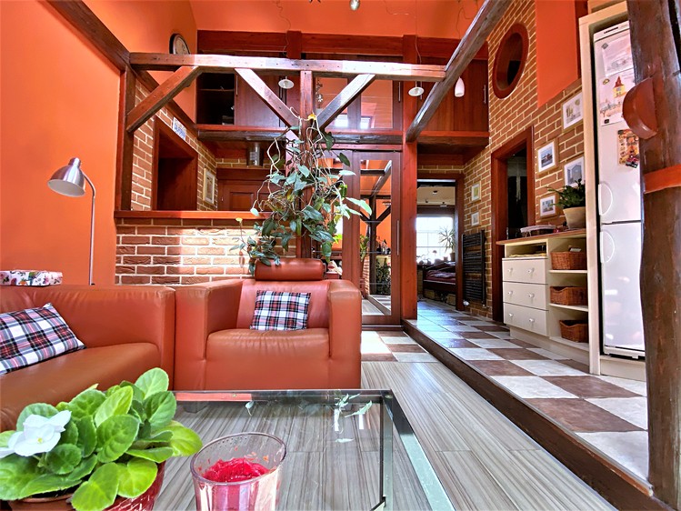 Pronájem bytu 2+kk 52 m² (Podkrovní) - foto 3