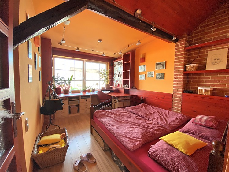 Pronájem bytu 2+kk 52 m² (Podkrovní) - foto 4