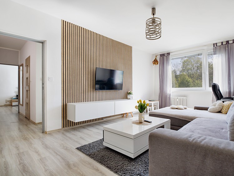 Pronájem bytu 2+1 63 m² (Jednopodlažní) - foto 1