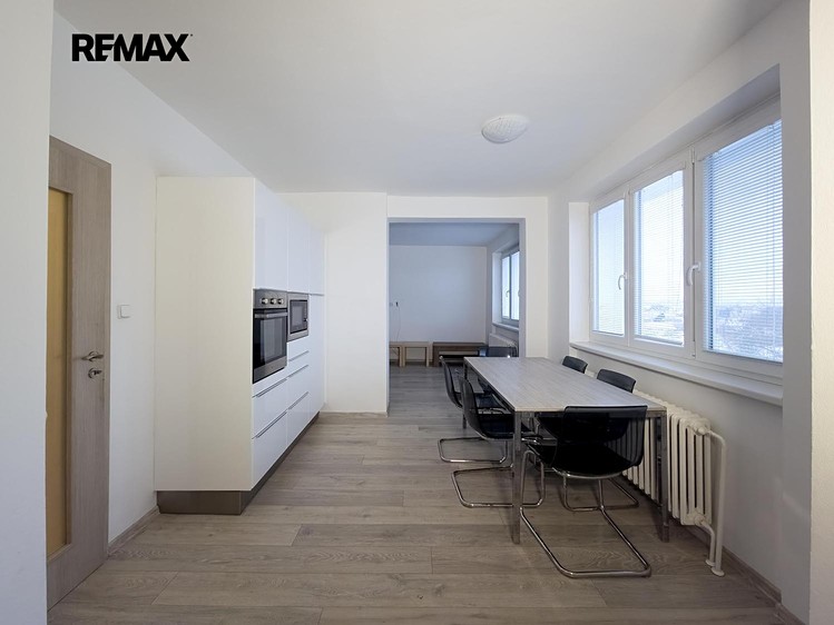 Prodej bytu 3+kk 79 m² - foto 3