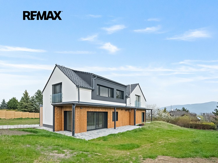 Prodej bytu 4+kk 112 m² (Mezonet) - foto 1