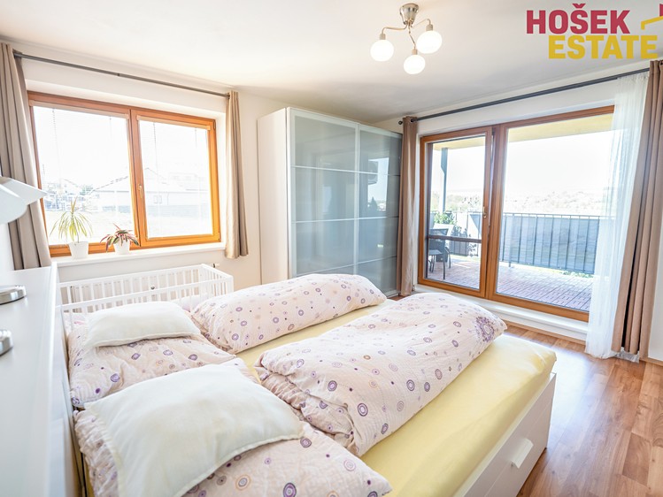 Prodej bytu 3+kk 79 m² (Jednopodlažní) - foto 3