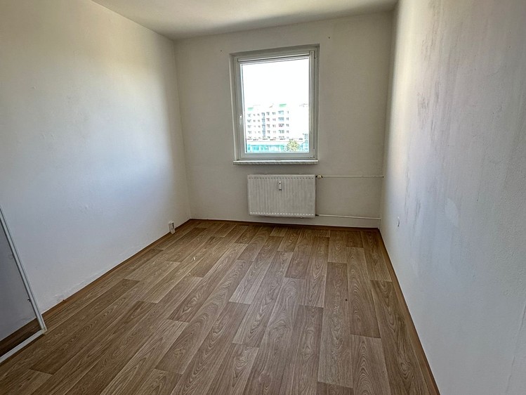 Pronájem bytu 3+1 74 m² - foto 8