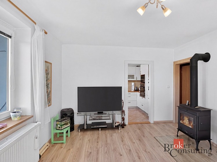 Prodej rodinného domu 135 m², pozemek 88 m² - foto 4