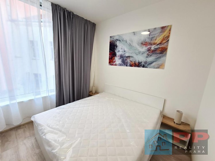 Pronájem bytu 2+kk 33 m² - foto 6
