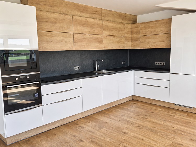 Pronájem bytu 3+kk 94 m² (Jednopodlažní) - foto 5