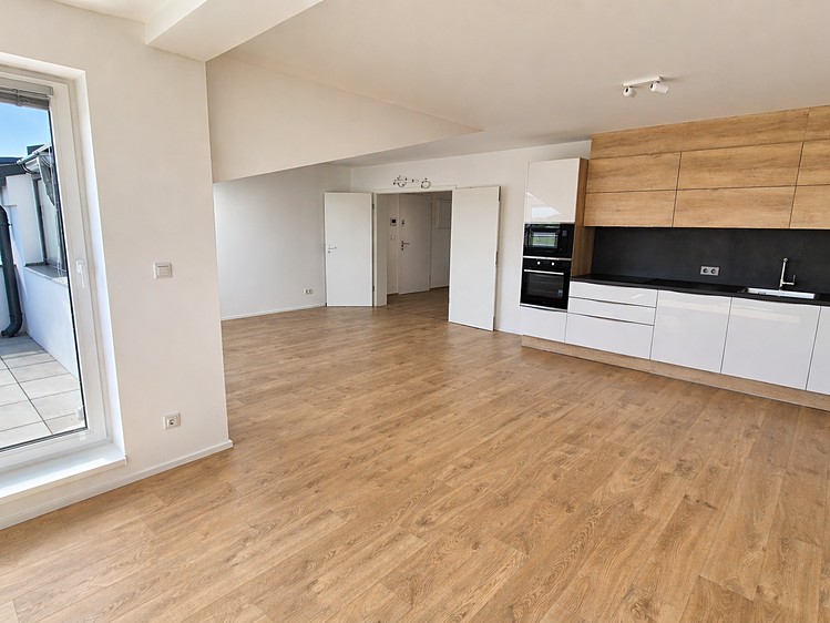 Pronájem bytu 3+kk 94 m² (Jednopodlažní) - foto 6