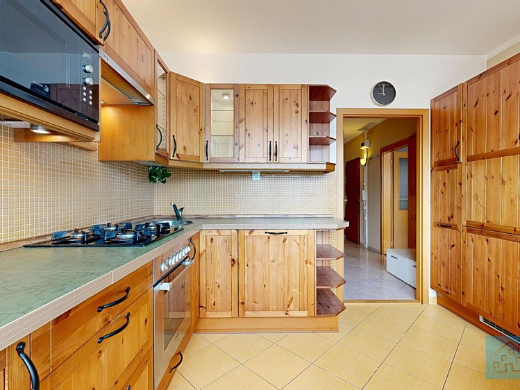 Prodej bytu 4+1 93 m² (Jednopodlažní) - foto 4
