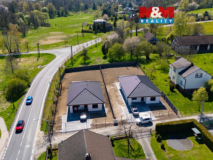 Prodej rodinného domu 114 m², pozemek 950 m² - foto 1