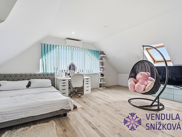 Prodej rodinného domu 533 m², pozemek 1 400 m² - foto 6