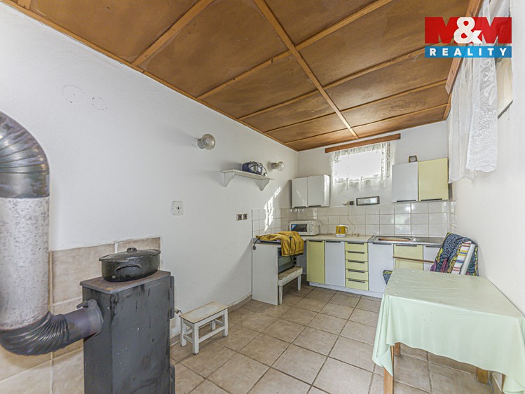 Prodej chaty 50 m², pozemek 1 756 m² - foto 7