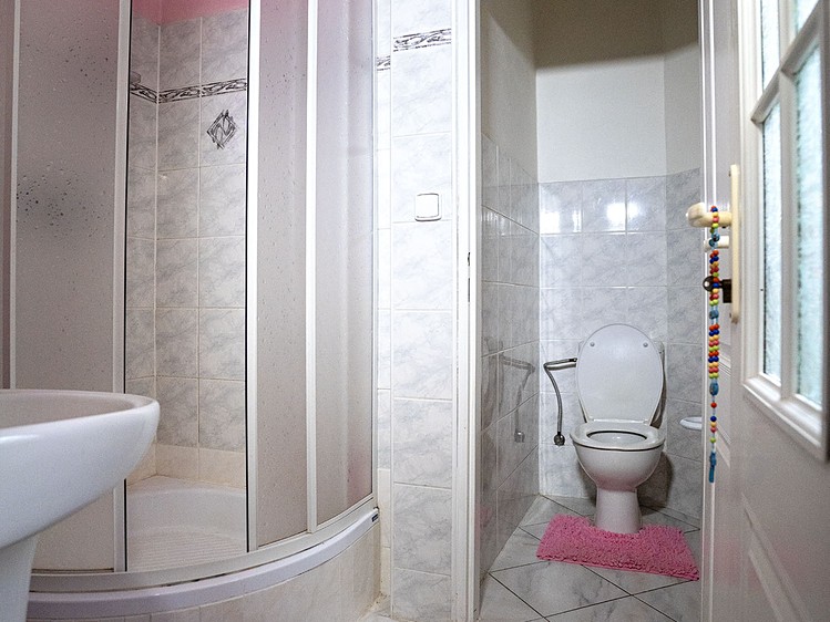 Prodej vily 250 m², pozemek 614 m² - foto 4