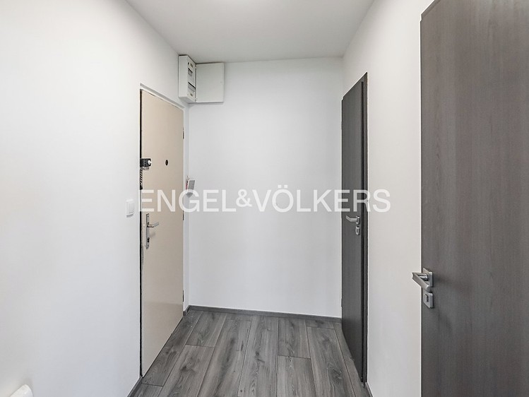 Pronájem bytu 3+kk 67 m² - foto 8