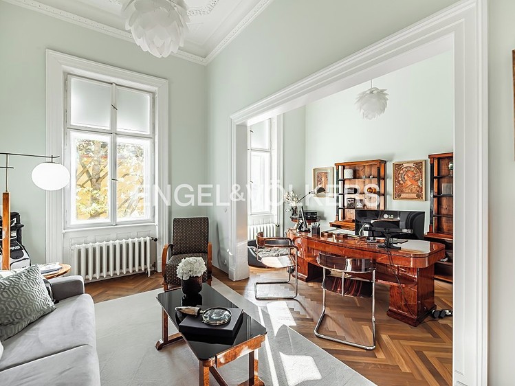 Pronájem bytu 5+1 176 m² - foto 4