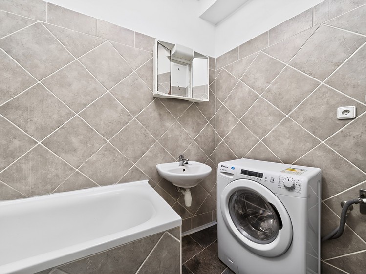 Pronájem bytu 2+kk 41 m² - foto 8