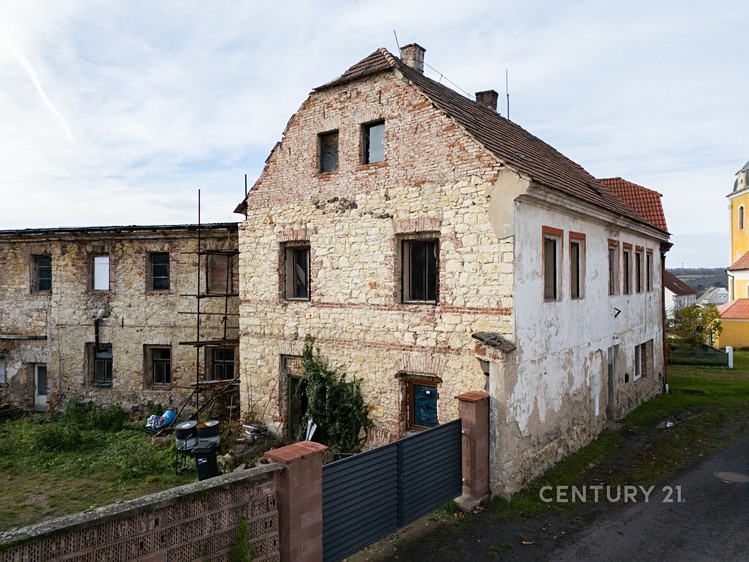 Prodej rodinného domu 200 m², pozemek 520 m² - foto 2