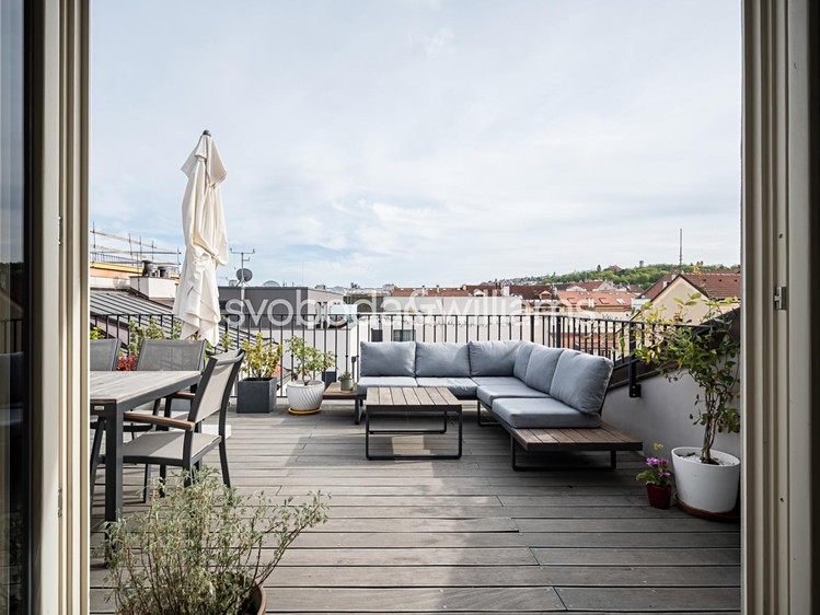 Prodej bytu 6 pokojů a více 187 m² - foto 3