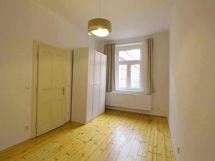 Pronájem bytu 2+1 64 m² - foto 8
