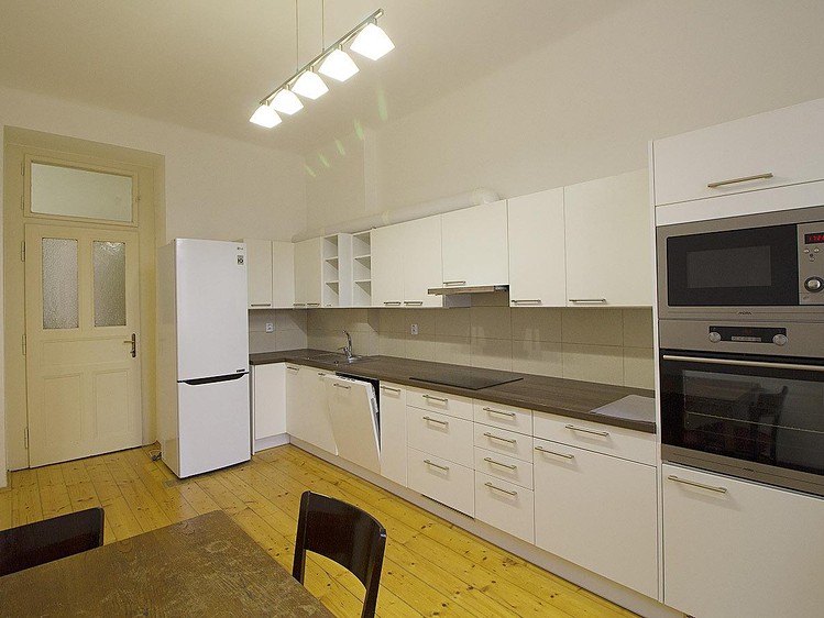 Pronájem bytu 2+1 64 m² - foto 2