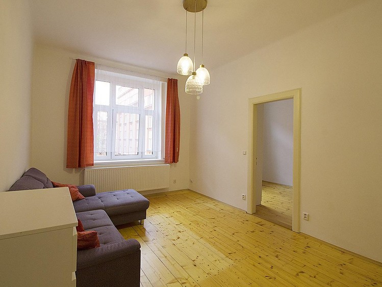 Pronájem bytu 2+1 64 m² - foto 6