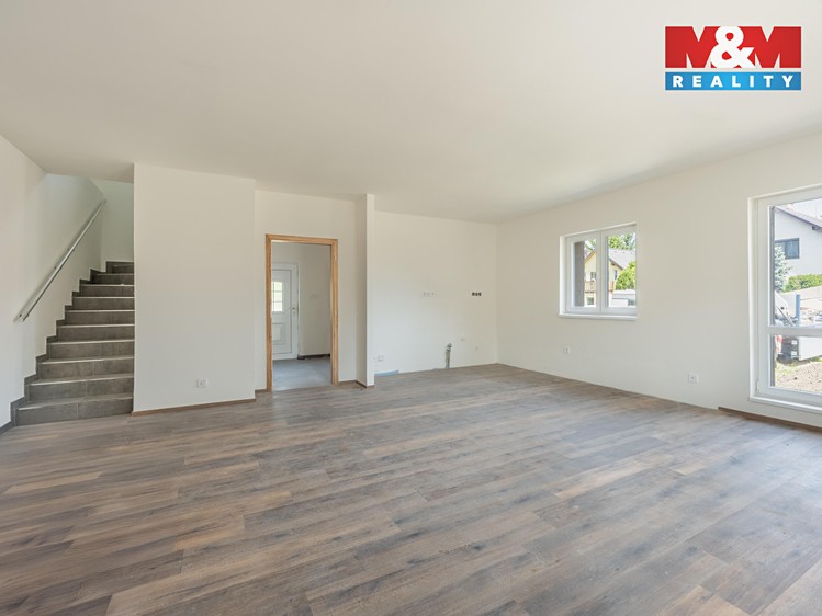 Prodej rodinného domu 97 m², pozemek 298 m² - foto 4