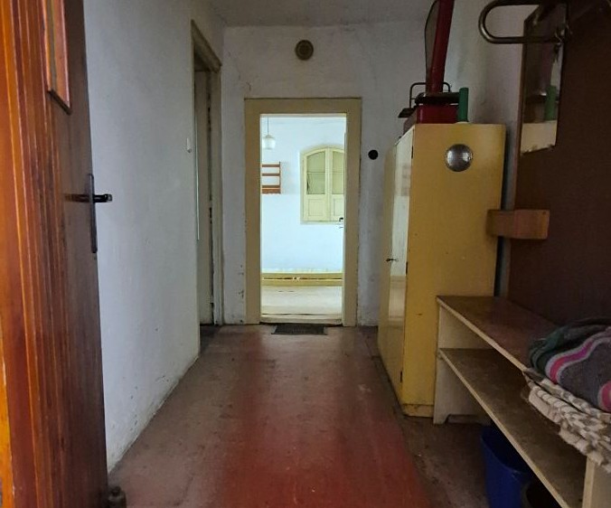 Prodej rodinného domu 240 m², pozemek 1 038 m² - foto 3